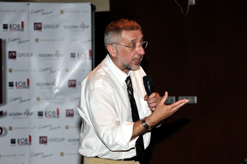 Άκης Αγγελάκης Business and Life Training